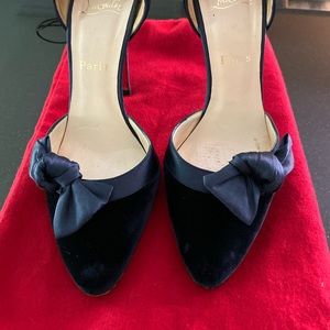 Christian Louboutin Pumps-Blue velvet w/ satin bow